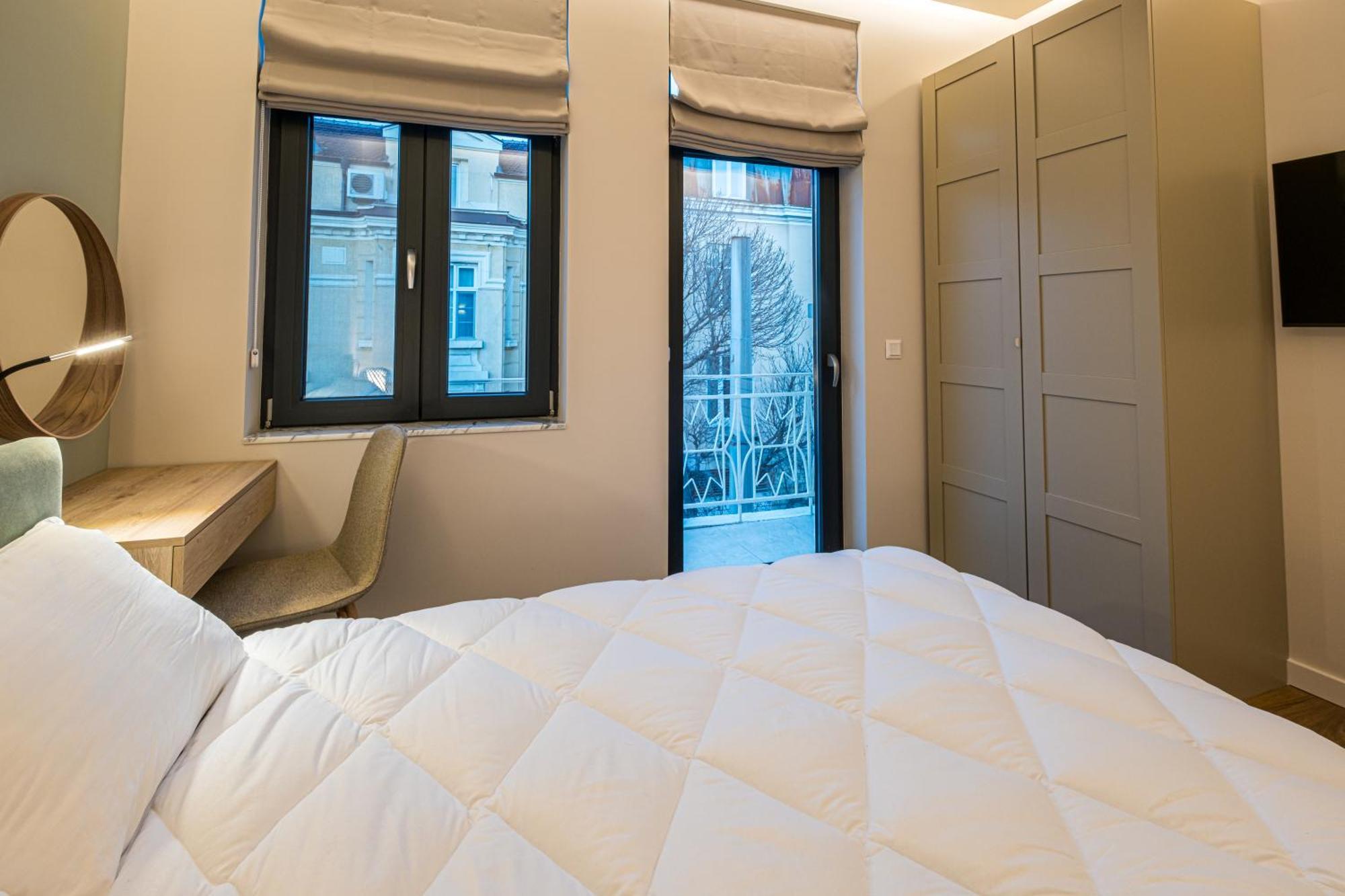North 21 - Brand New Modern 1Bd Apt In Sofia Center By Flat Mаnager Dış mekan fotoğraf